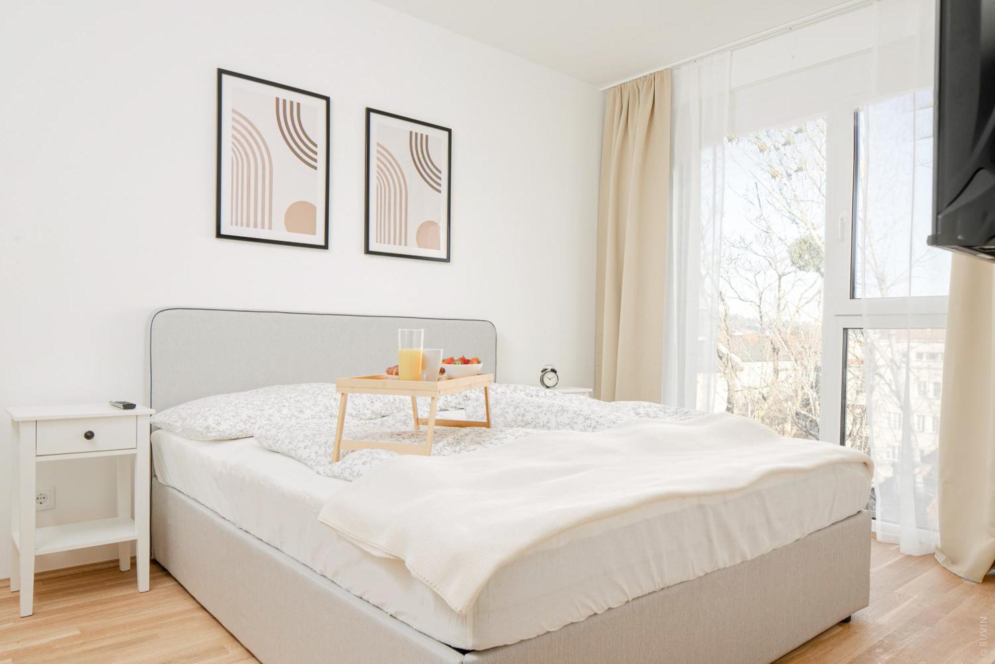 Whats-App Self-Check-In - Apartment Am Hauptbahnhof Graz Exterior photo