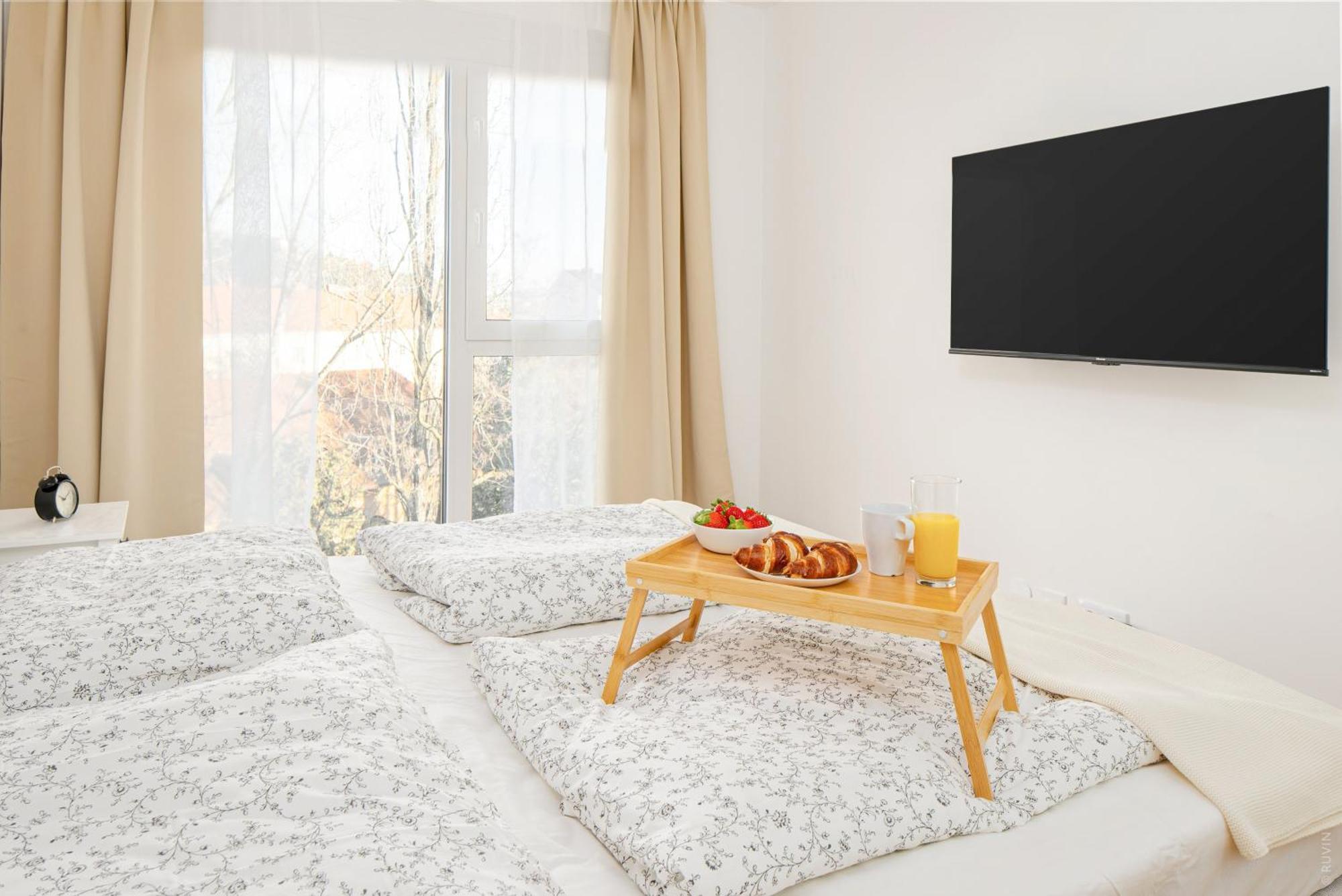 Whats-App Self-Check-In - Apartment Am Hauptbahnhof Graz Exterior photo