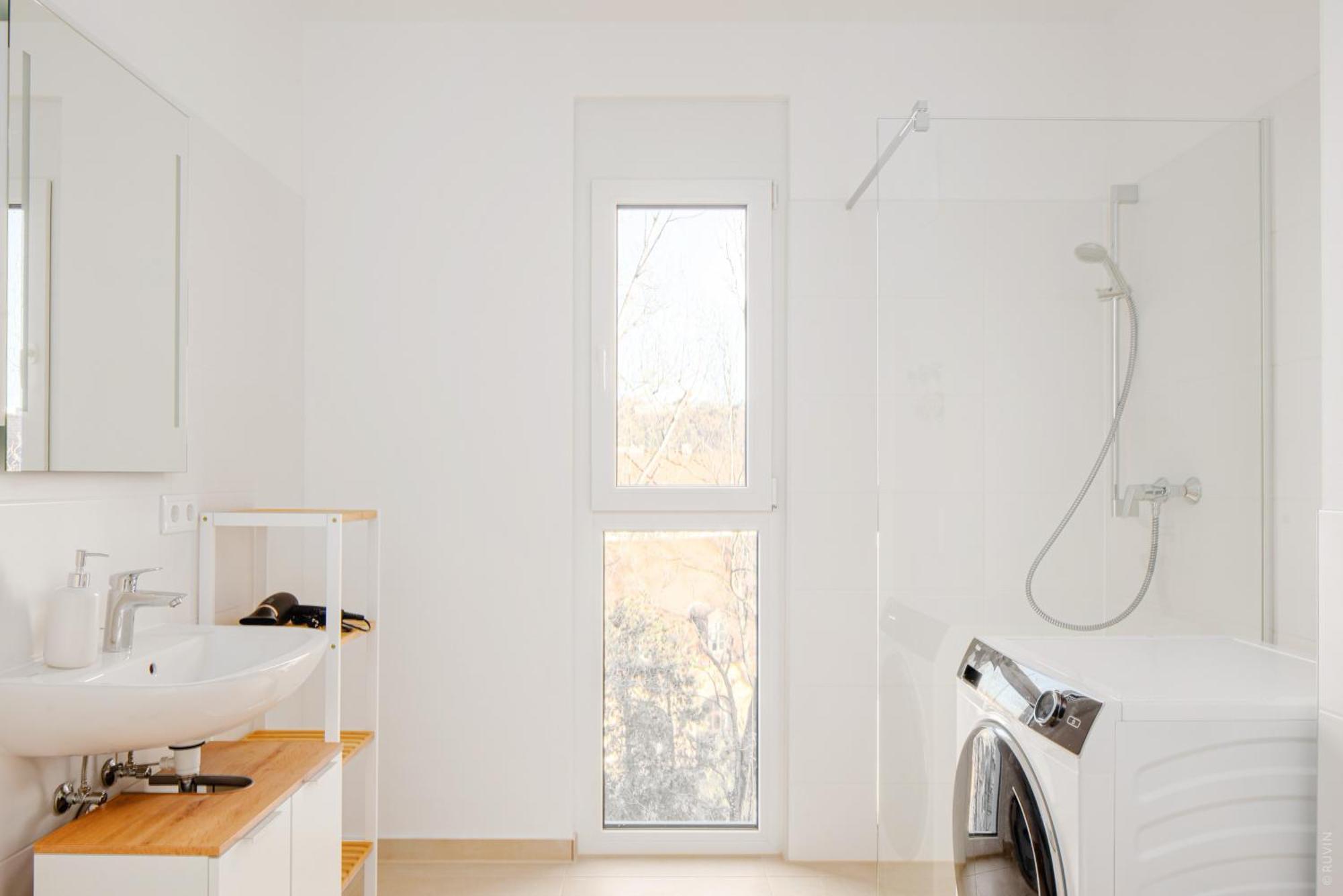 Whats-App Self-Check-In - Apartment Am Hauptbahnhof Graz Exterior photo