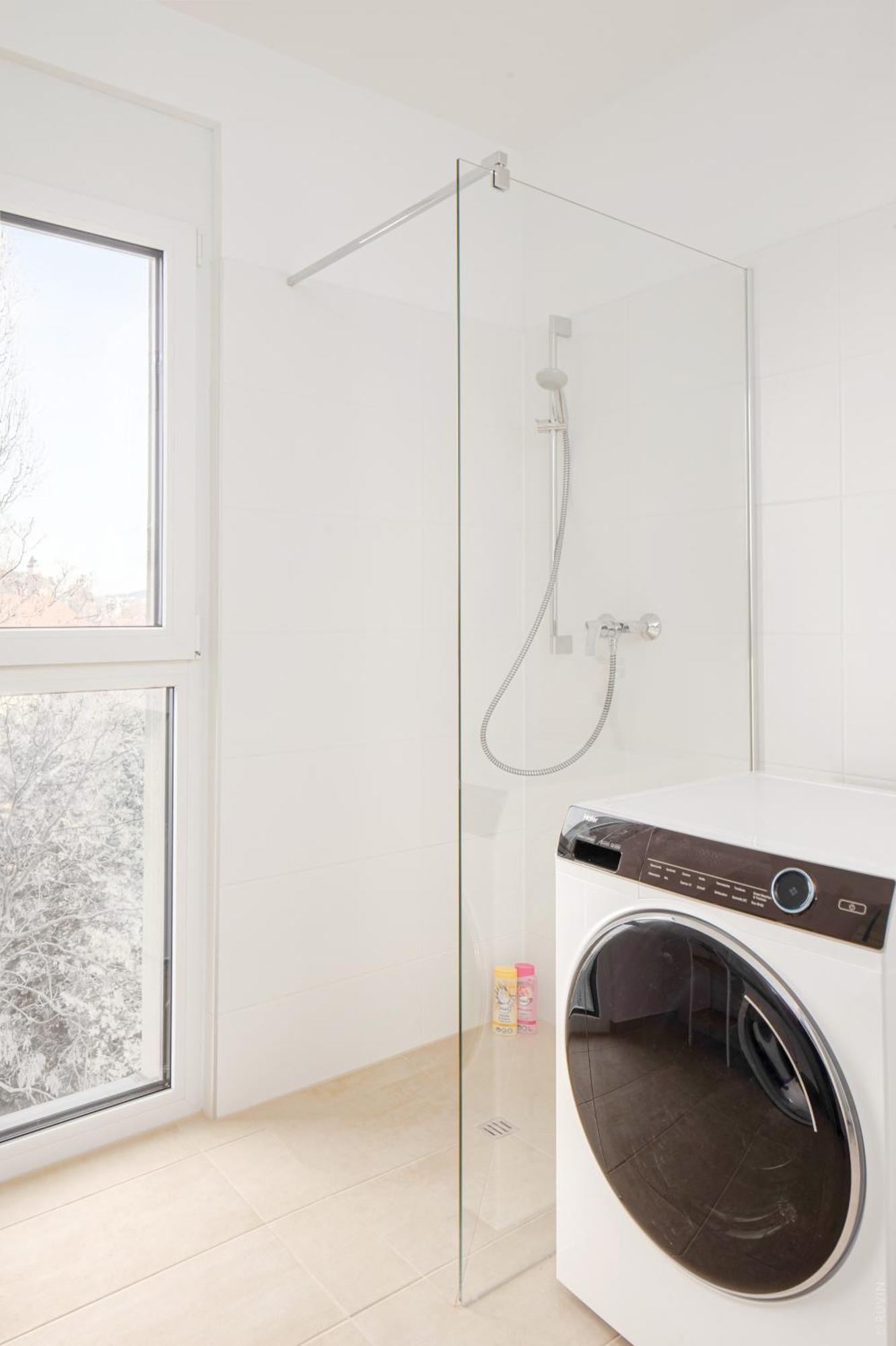 Whats-App Self-Check-In - Apartment Am Hauptbahnhof Graz Exterior photo