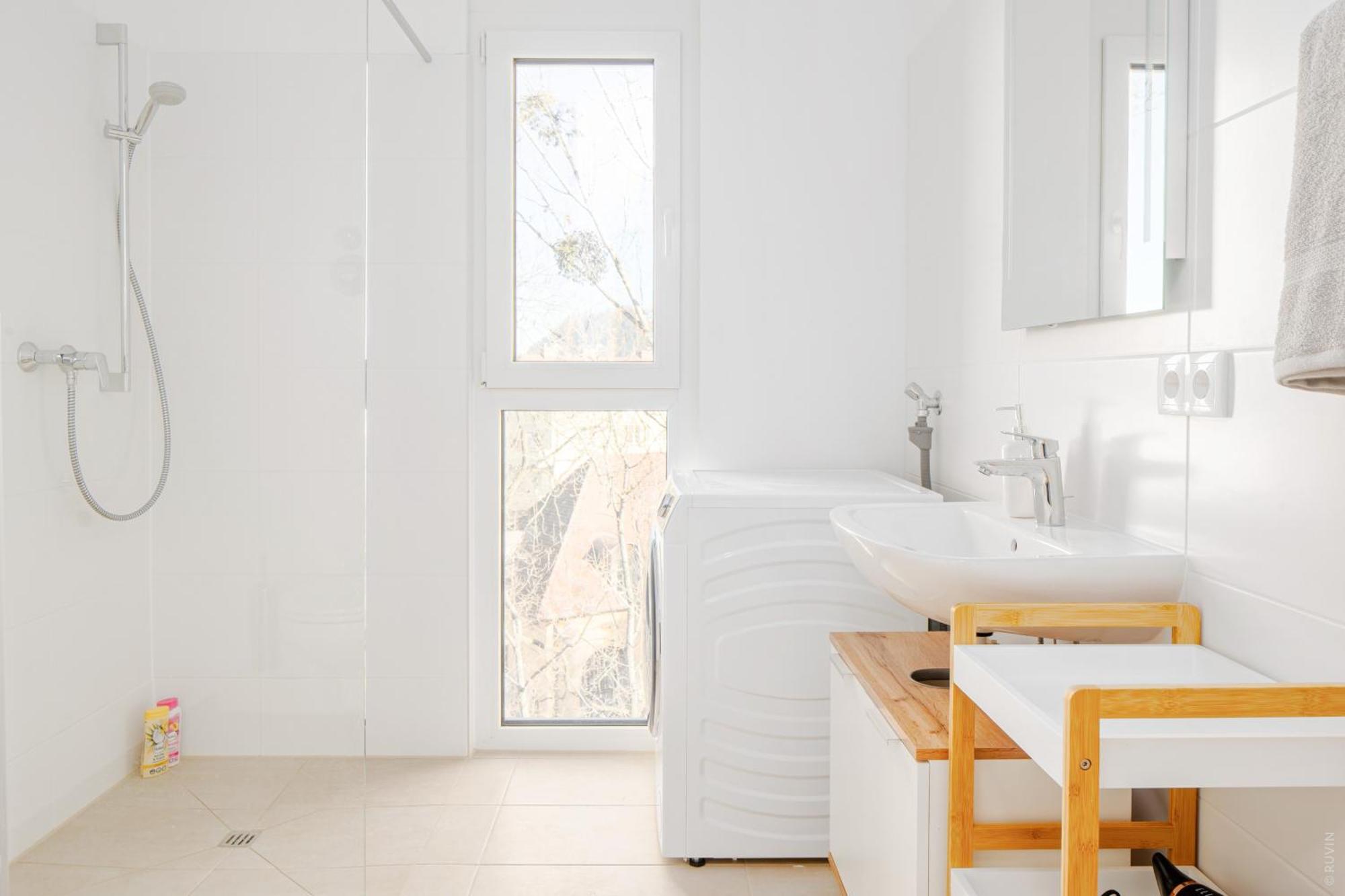 Whats-App Self-Check-In - Apartment Am Hauptbahnhof Graz Room photo
